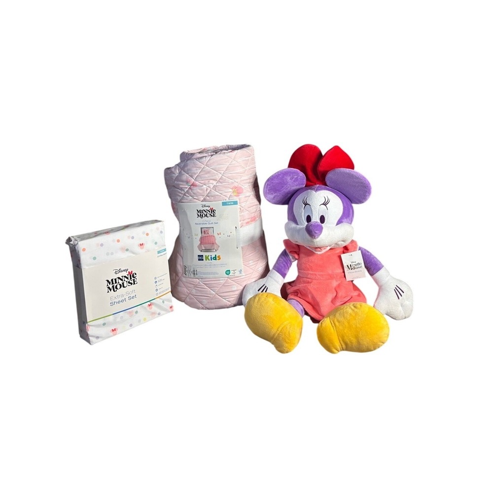 The Big One Kids Disney Minnie Mouse Twin 2 Piece Quilt, Sheet Set & Plush NEW